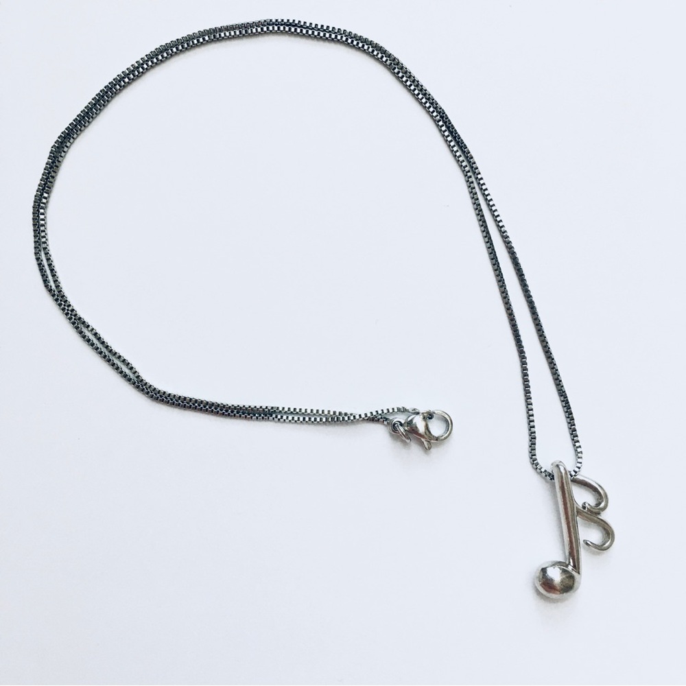 925 Sterling Silver Music Note Pendant - Picture 4 of 4